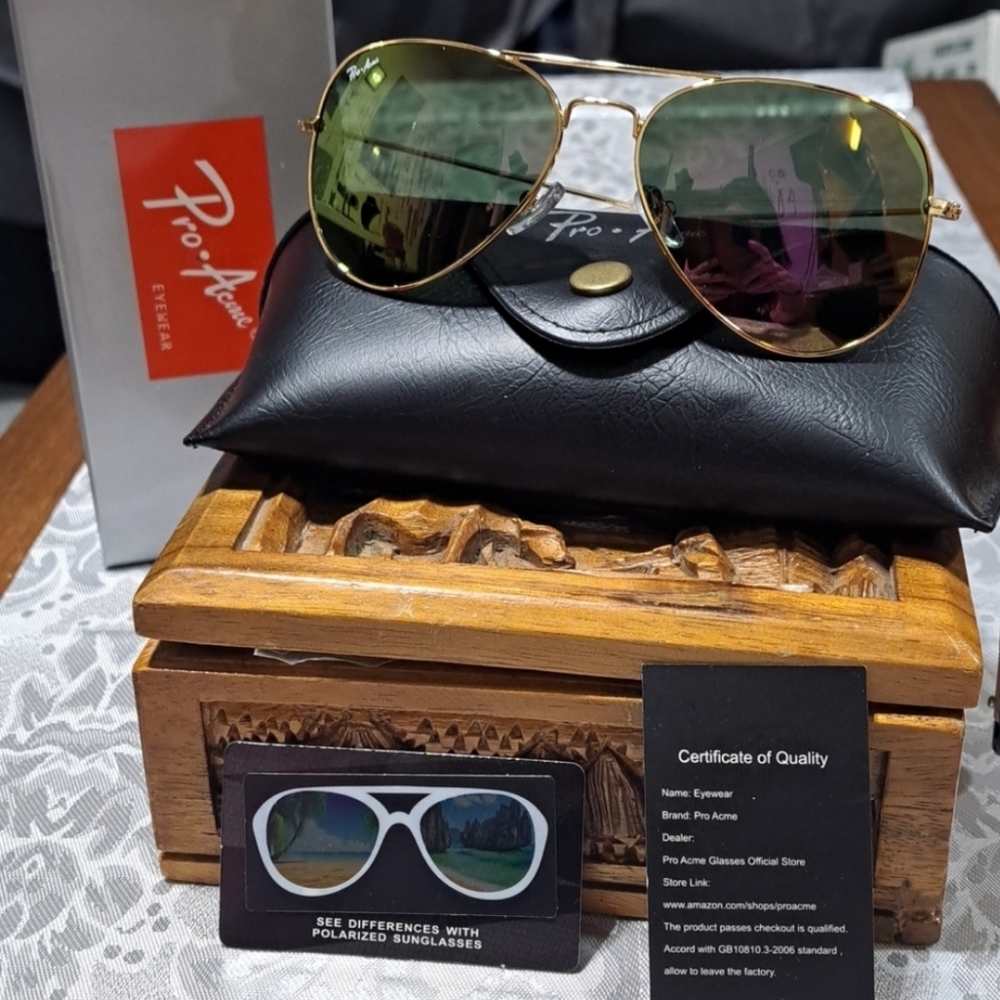 - NEW GOLD AVIATOR POLARIZED POLYCARBONATE GREY LENS WITH GOLD FLASH MIRRO…